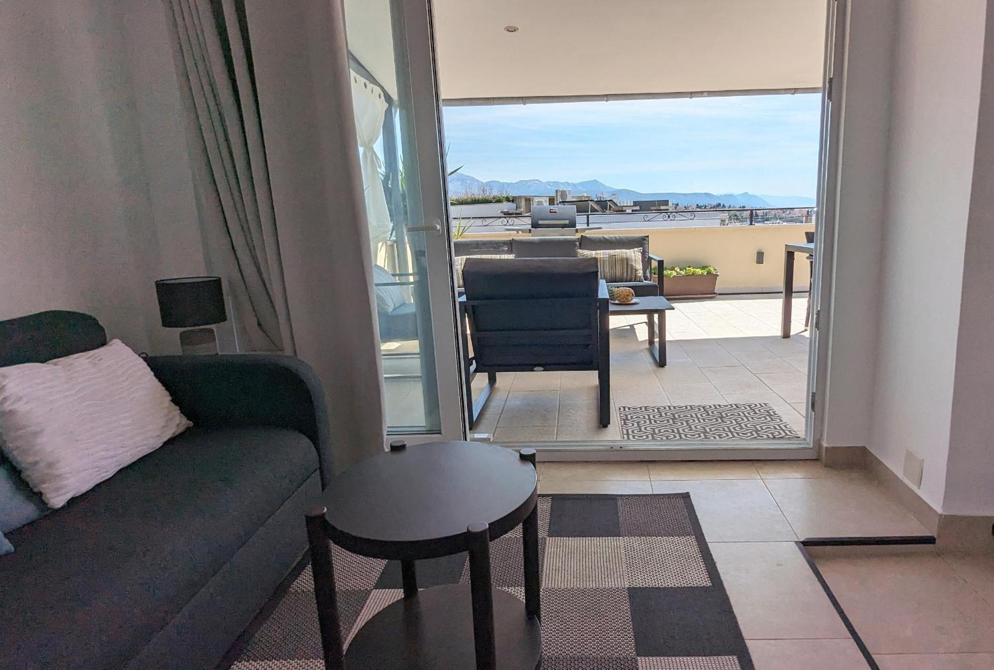 Prime Location Penthouse Apt With A Large Terrace Split Kültér fotó