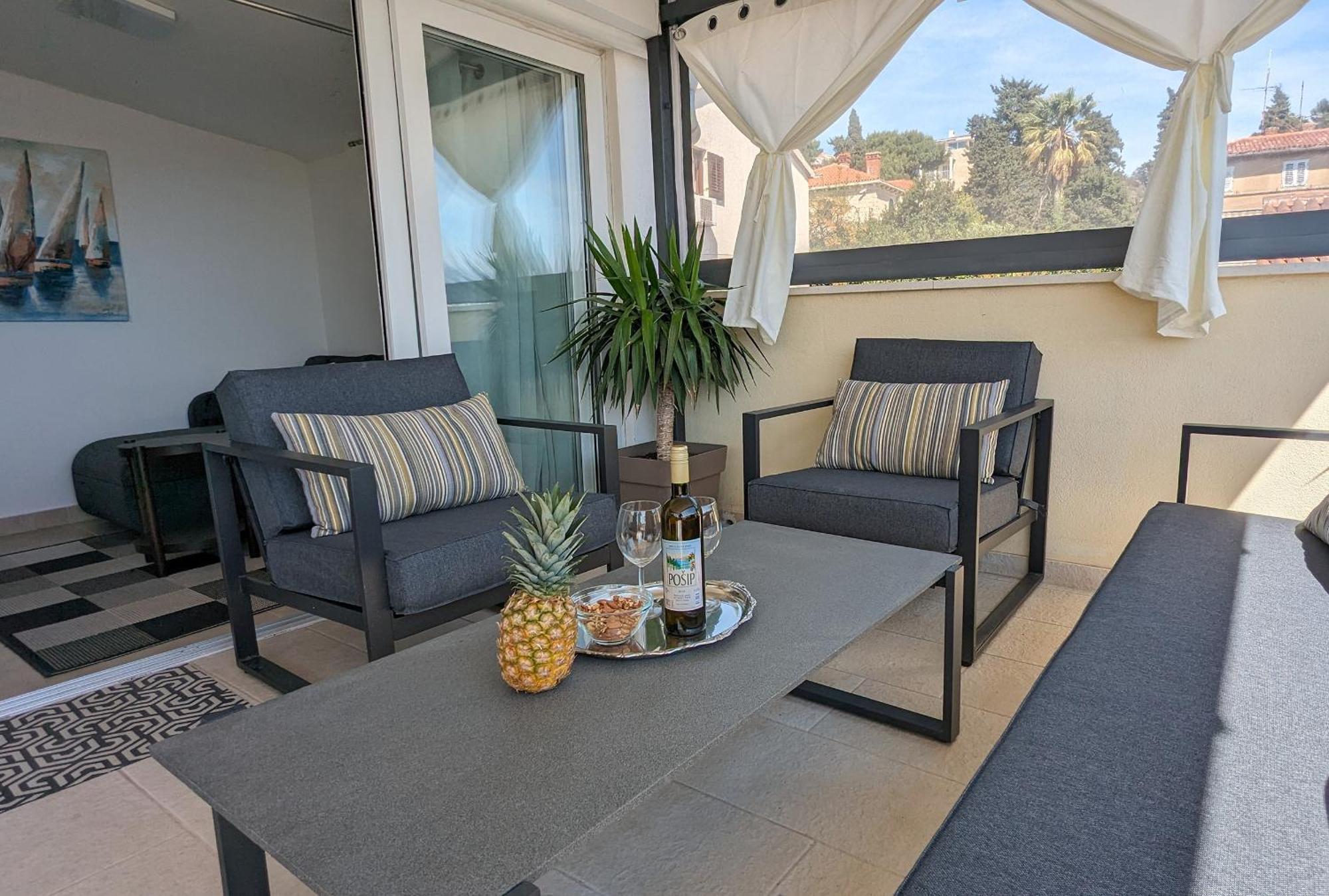 Prime Location Penthouse Apt With A Large Terrace Split Kültér fotó