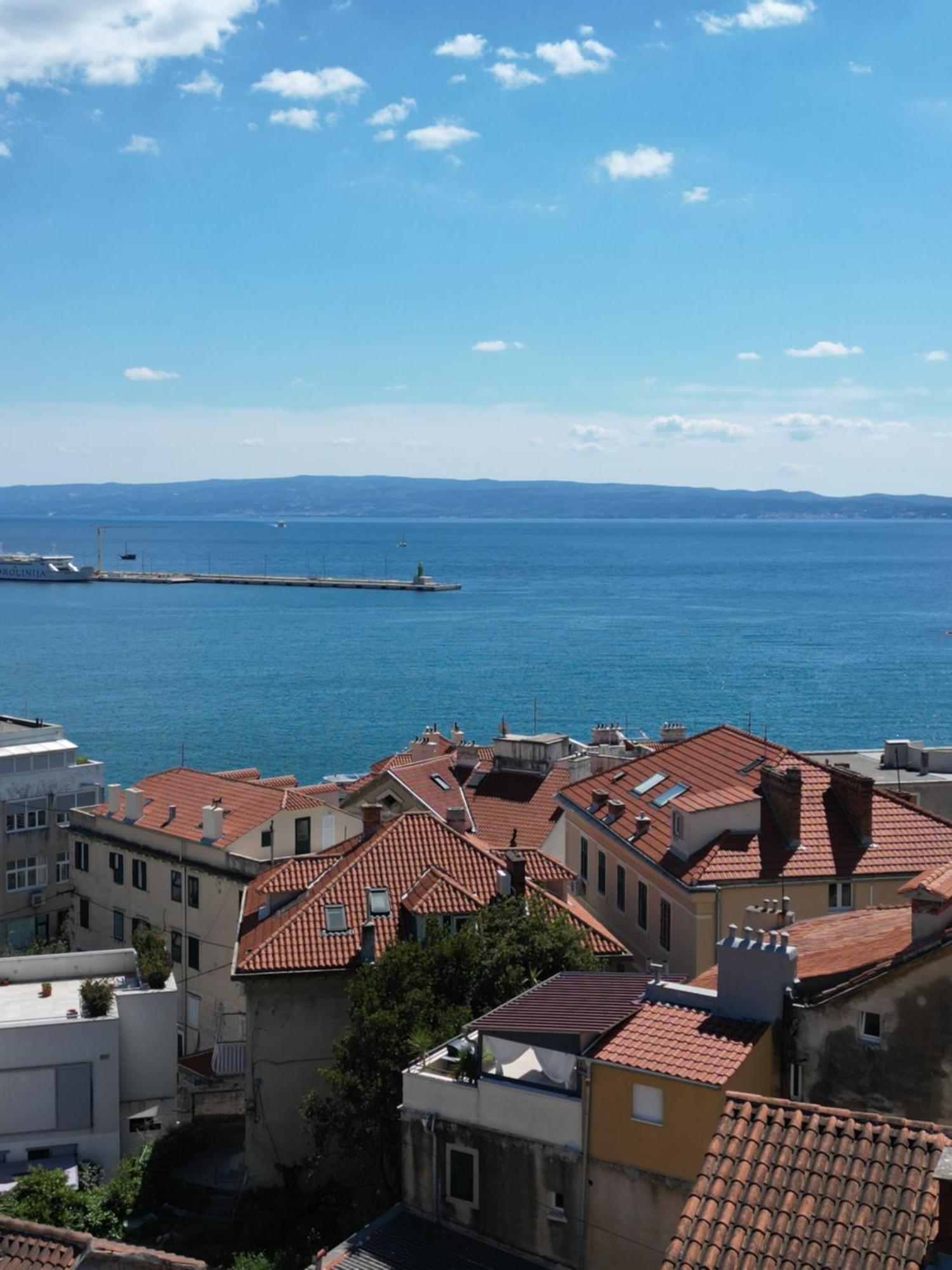 Prime Location Penthouse Apt With A Large Terrace Split Kültér fotó